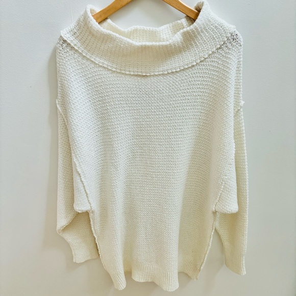 NWT Free People Ivory Turtleneck Sweater Small - Picture 2 of 8